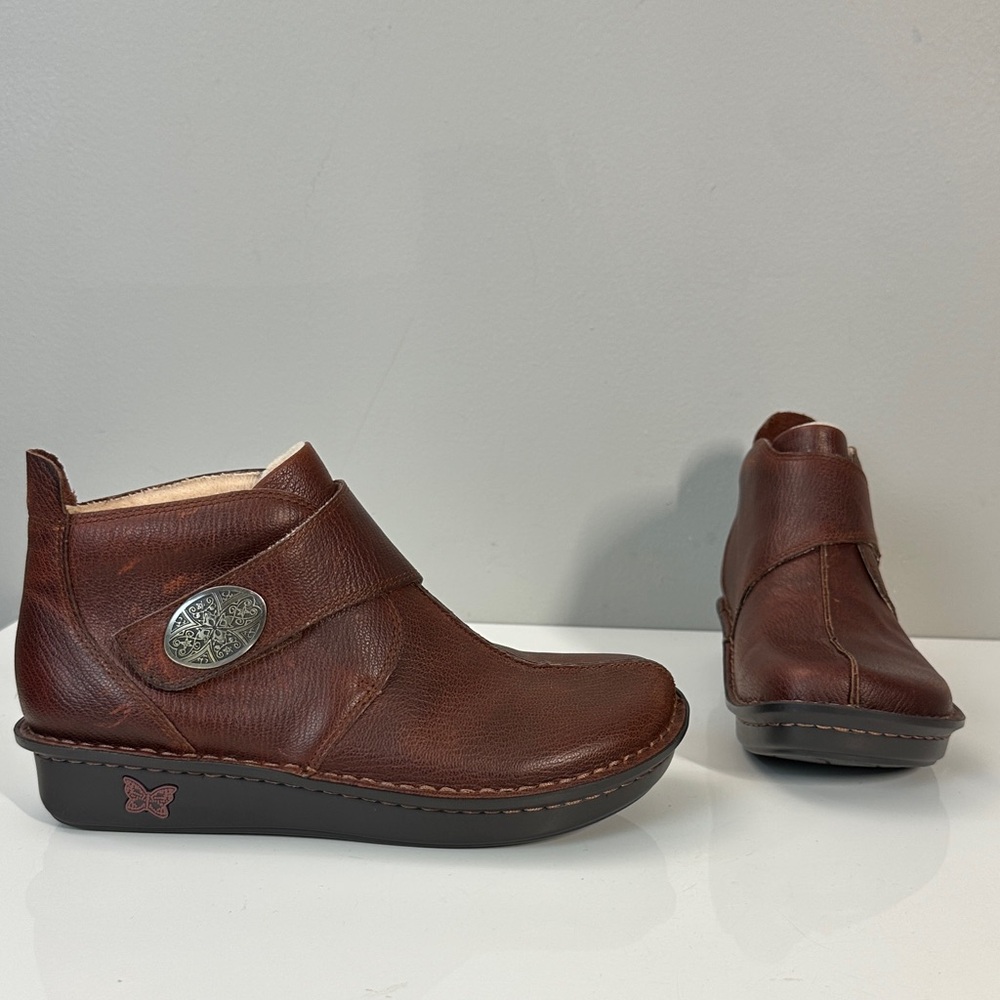Alegria Caiti Leather Chestnut Ankle Boots Size 37(7-7.5)